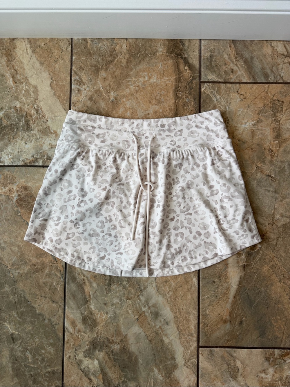 Z Supply White and Light Gray Leopard Active Skirt